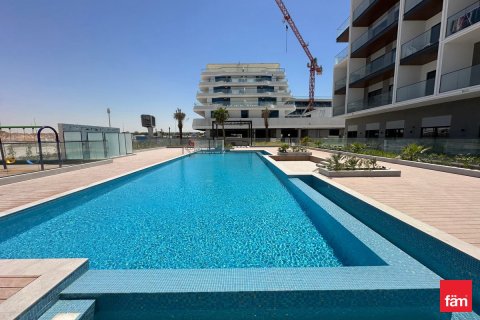 Apartment in Dubai Studio City, Dubai 3 bedrooms, 124.2 sq.m. № 111812 - photo 3