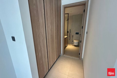 Apartment in Dubai Studio City, Dubai 3 bedrooms, 124.2 sq.m. № 111812 - photo 9