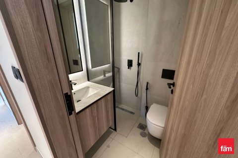 Apartment in Dubai Studio City, Dubai 3 bedrooms, 124.2 sq.m. № 111812 - photo 13