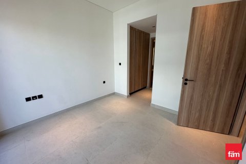 Apartment in Dubai Studio City, Dubai 3 bedrooms, 124.2 sq.m. № 111812 - photo 18