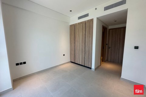 Apartment in Dubai Studio City, Dubai 3 bedrooms, 124.2 sq.m. № 111812 - photo 21