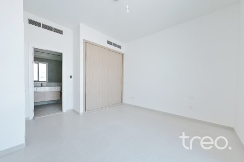 Снять в аренду таунхаус в Дубае: 3 спальни, 213.68м², № 119829 - фото 17