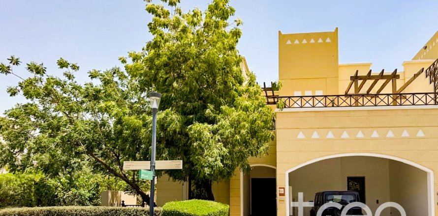 Вилла в Al Salam, Мудон, Дубай, 4 спальни, 371.15м², № 119832