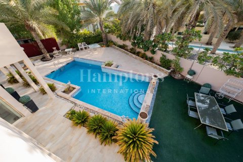 Villa en Arabian Ranches 2, Dubai, 3 dormitorios, 408.77320000 m², № 63475 - foto 28