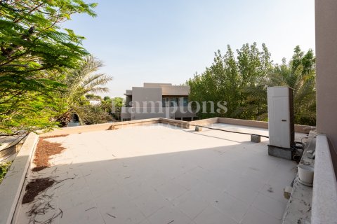 Villa en Arabian Ranches 2, Dubai, 3 dormitorios, 408.77320000 m², № 63475 - foto 21