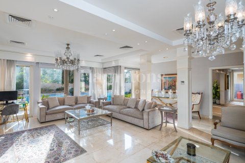 Villa en Arabian Ranches 2, Dubai, 3 dormitorios, 408.77320000 m², № 63475 - foto 10
