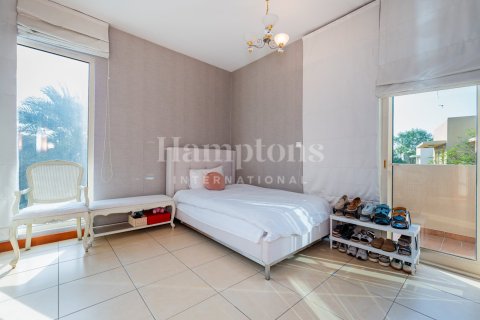 Villa en Arabian Ranches 2, Dubai, 3 dormitorios, 408.77320000 m², № 63475 - foto 11