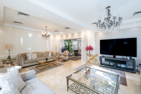 Villa en Arabian Ranches 2, Dubai, 3 dormitorios, 408.77320000 m², № 63475 - foto 6