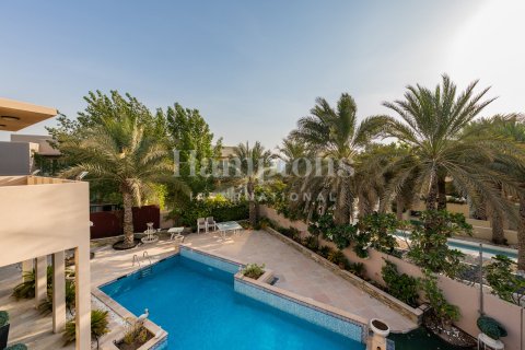 Villa en Arabian Ranches 2, Dubai, 3 dormitorios, 408.77320000 m², № 63475 - foto 25