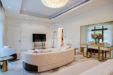 Villa en Meydan, Dubai, 5 dormitorios, 696.77250000 m², № 12838 - foto 20