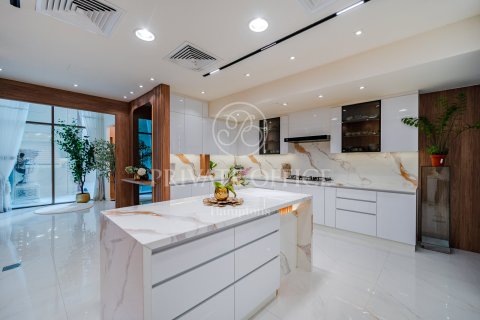 Villa en Meydan, Dubai, 5 dormitorios, 696.77250000 m², № 12838 - foto 1
