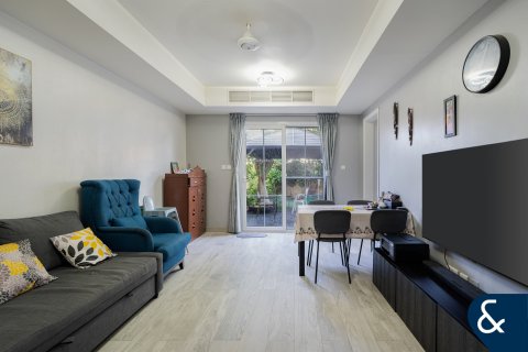 Villa in Springs 11, The Springs, Dubai 3 bedrooms, 157 sq.m. № 74731 - photo 4