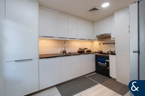 Villa in Springs 11, The Springs, Dubai 3 bedrooms, 157 sq.m. № 74731 - photo 1