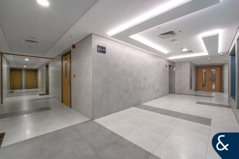 Edificio en Dubai Investment Park, Dubai, 178 dormitorios, 38691 m², № 74732 - foto 28