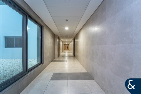 Edificio en Dubai Investment Park, Dubai, 178 dormitorios, 38691 m², № 74732 - foto 27