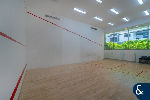 Edificio en Dubai Investment Park, Dubai, 178 dormitorios, 38691 m², № 74732 - foto 19