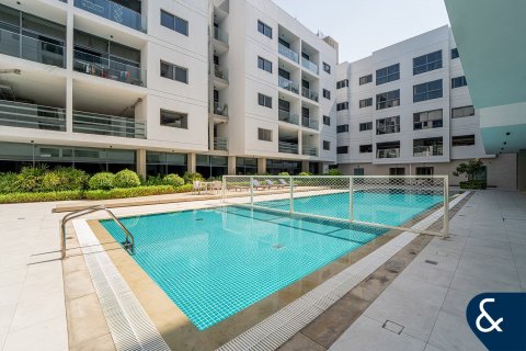 Edificio en Dubai Investment Park, Dubai, 178 dormitorios, 38691 m², № 74732 - foto 13