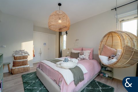 Villa in Arabian Ranches, Dubai 5 bedrooms, 575 sq.m. № 74734 - photo 9