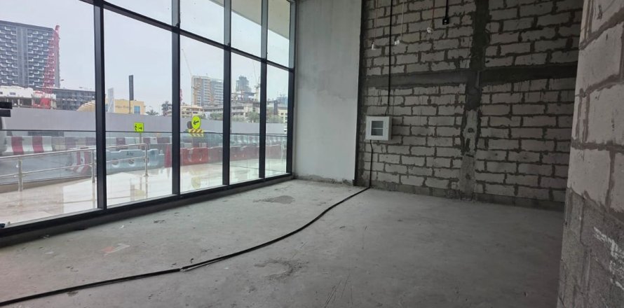 Магазин в Дубае, 98.6м², № 100287