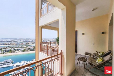 Appartement à Palm Jumeirah, Dubai, 3 chambres, 376.5 m², № 100288 - photo 3