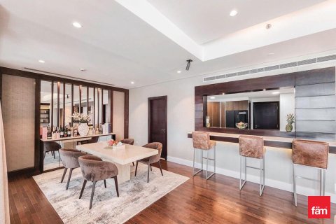 Appartement à Palm Jumeirah, Dubai, 3 chambres, 376.5 m², № 100288 - photo 6