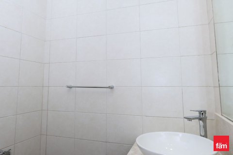 Appartement à Business Bay, Dubai, 2 chambres, 119.1 m², № 100286 - photo 12