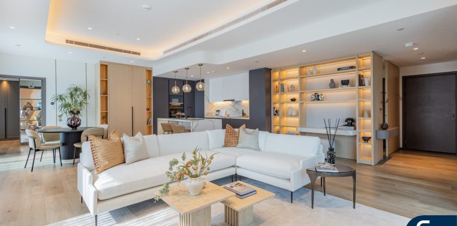 Apartment in AURORA TOWER in Marina Promenade, Dubai Marina, Dubai 2 bedrooms, 176 sq.m. № 75453