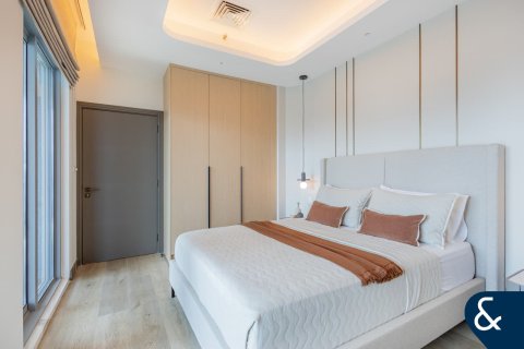 Apartment in AURORA TOWER in Marina Promenade, Dubai Marina, Dubai 2 bedrooms, 176 sq.m. № 75453 - photo 13