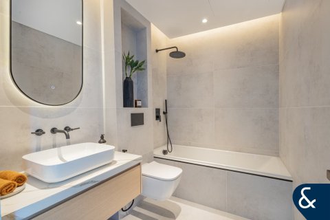 Apartment in AURORA TOWER in Marina Promenade, Dubai Marina, Dubai 2 bedrooms, 176 sq.m. № 75453 - photo 15