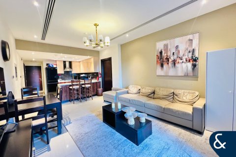 Купить квартиру в Даунтаун Дубай (Даунтаун Бурдж Дубай), Дубай: 1 спальня, 93м², № 75477 - фото 2