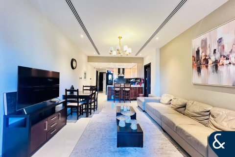 Купить квартиру в Даунтаун Дубай (Даунтаун Бурдж Дубай), Дубай: 1 спальня, 93м², № 75477 - фото 3