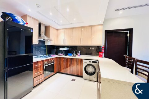 Купить квартиру в Даунтаун Дубай (Даунтаун Бурдж Дубай), Дубай: 1 спальня, 93м², № 75477 - фото 5