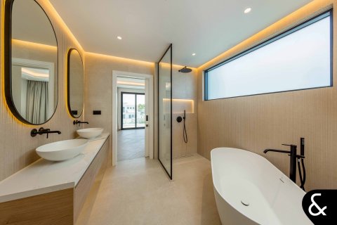 Villa en Jumeirah Golf Estates, Dubai, 6 dormitorios, 743 m², № 75461 - foto 12