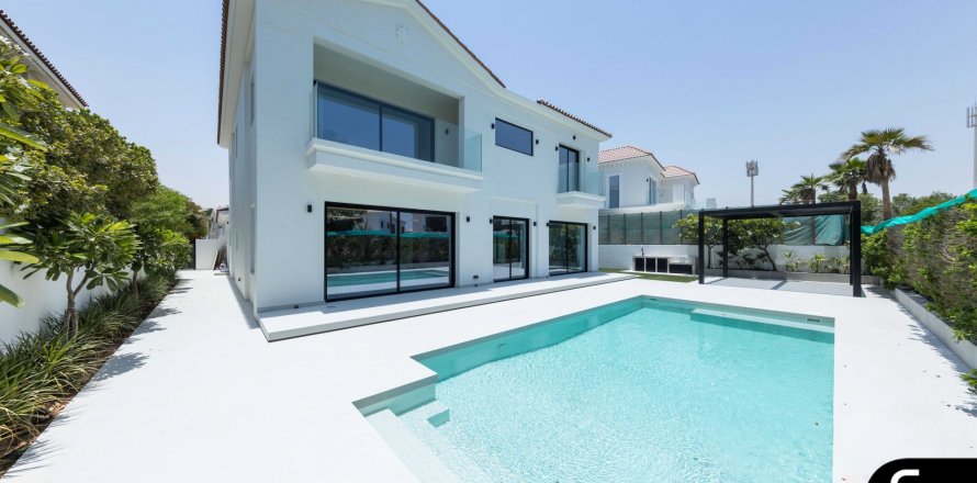 Villa en Jumeirah Golf Estates, Dubai, 6 dormitorios, 743 m², № 75461