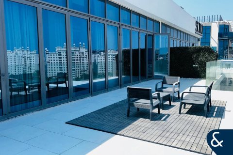 Penthouse in Soho Palm Jumeirah, Palm Jumeirah, Dubai 2 bedrooms, 266 sq.m. № 76620 - photo 1