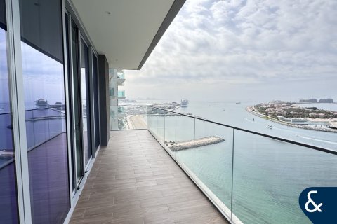 Apartment in EMAAR Beachfront, Dubai Harbour, Dubai 2 bedrooms, 137 sq.m. № 76605 - photo 3