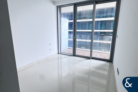 Apartment in EMAAR Beachfront, Dubai Harbour, Dubai 2 bedrooms, 137 sq.m. № 76605 - photo 13