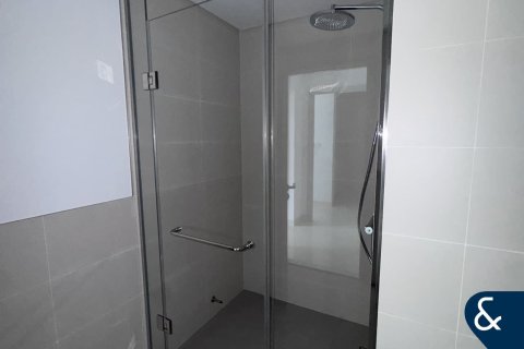 Apartment in EMAAR Beachfront, Dubai Harbour, Dubai 2 bedrooms, 137 sq.m. № 76605 - photo 19