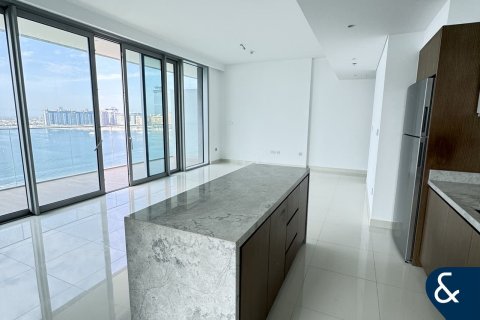 Apartment in EMAAR Beachfront, Dubai Harbour, Dubai 2 bedrooms, 137 sq.m. № 76605 - photo 8