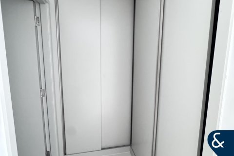 Apartment in EMAAR Beachfront, Dubai Harbour, Dubai 2 bedrooms, 137 sq.m. № 76605 - photo 23