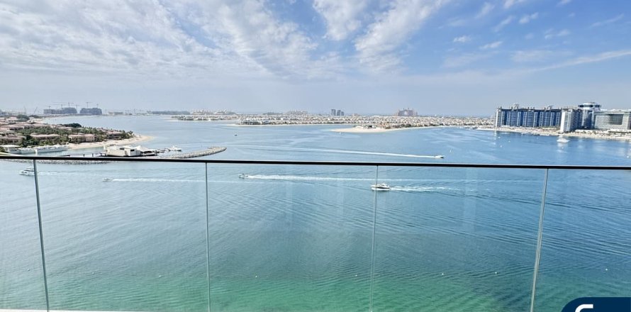 Apartment in EMAAR Beachfront, Dubai Harbour, Dubai 2 bedrooms, 137 sq.m. № 76605