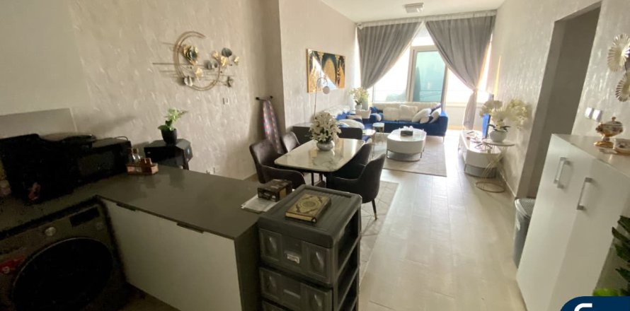 Apartment in Bloom Towers, Jumeirah Village Circle, Dubai 2 bedrooms, 110 sq.m. № 76603