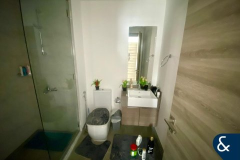 Apartamento en Bloom Towers, Jumeirah Village Circle, Dubai, 2 dormitorios, 110 m², № 76603 - foto 13