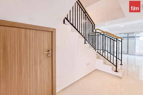 Townhouse in Dubai 3 bedrooms, 142.6 sq.m. № 120757 - photo 8