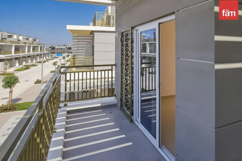 Townhouse in Dubai 3 bedrooms, 142.6 sq.m. № 120757 - photo 6