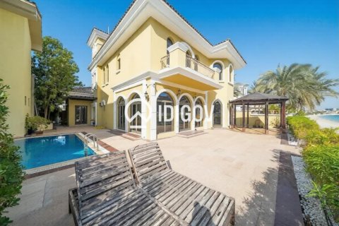 Villa in Garden Homes, Palm Jumeirah, Dubai 4 bedrooms, 464.52 sq.m. № 120760 - photo 10