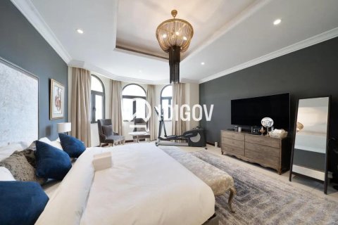 Villa in Garden Homes, Palm Jumeirah, Dubai 4 bedrooms, 464.52 sq.m. № 120760 - photo 8