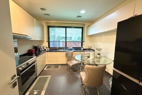 Villa à Dubai, 4 chambres, 393 m², № 40568 - photo 10
