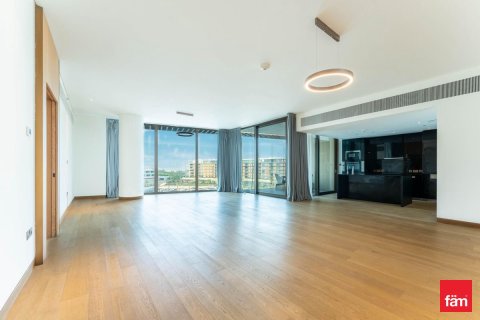 Apartment in Dubai 3 bedrooms, 250.7 sq.m. № 40567 - photo 12