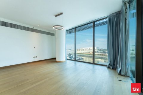 Apartment in Dubai 3 bedrooms, 250.7 sq.m. № 40567 - photo 13